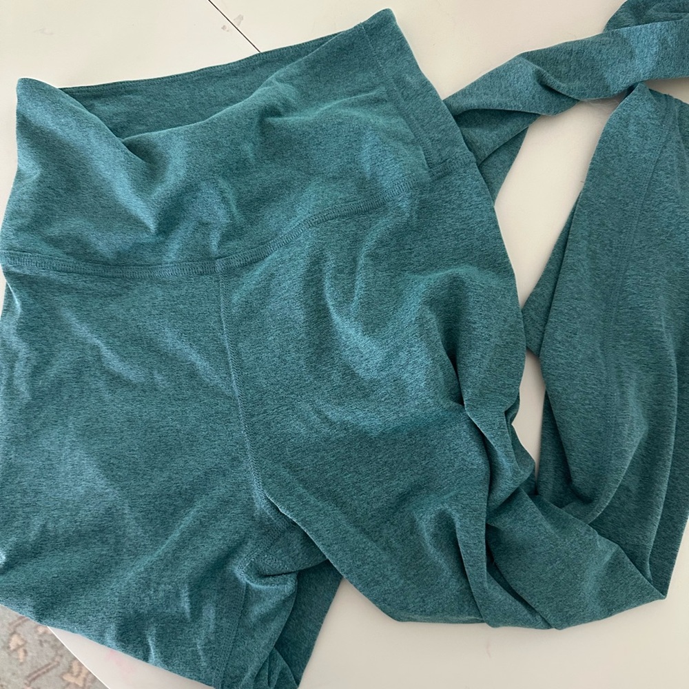 Beyond yoga super soft leggings